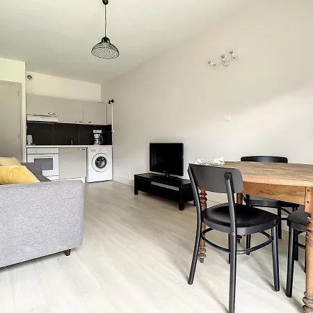 Avec Terrasse Et Parking Apartament Ispagnac